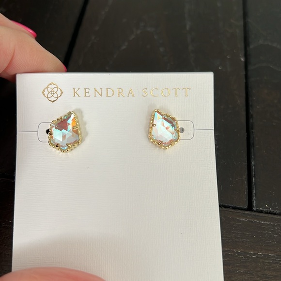 Kendra Scott Earrings - Picture 4 of 6